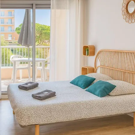 Palermo' - Port D'hyeres Air-conditioned & Wifi * 耶尔