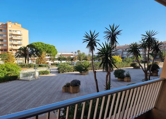 Palermo' - Port D'hyeres Air-conditioned & Wifi * 耶尔