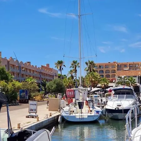 Palermo' - Port D'hyeres Air-conditioned & Wifi * Hyeres